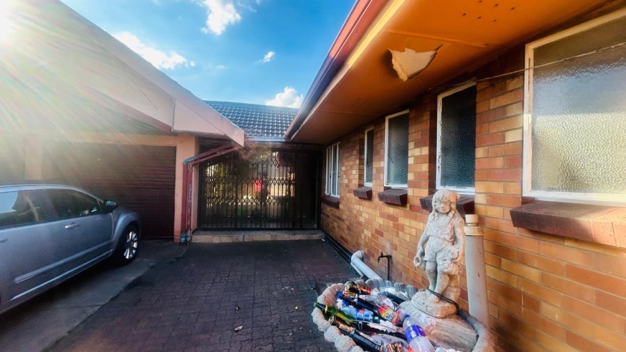 4 Bedroom Property for Sale in Sasolburg Ext 3 Free State